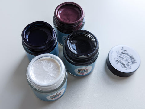 Malbec, pearl white, pearl black & Navy